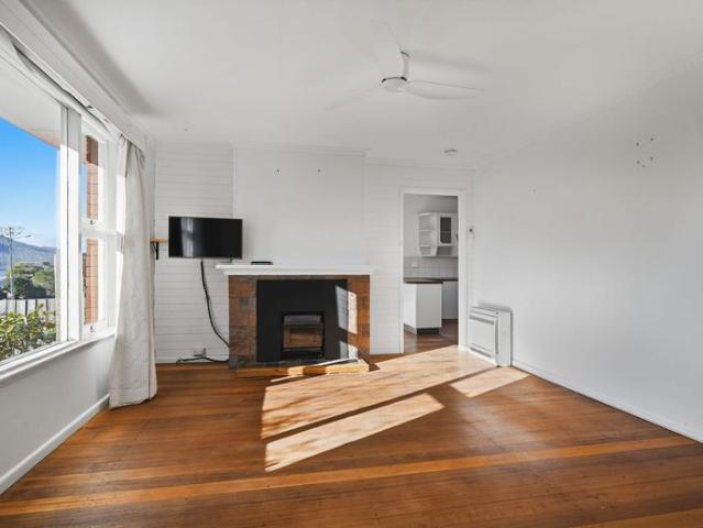 Family Home in a Convenient Location!