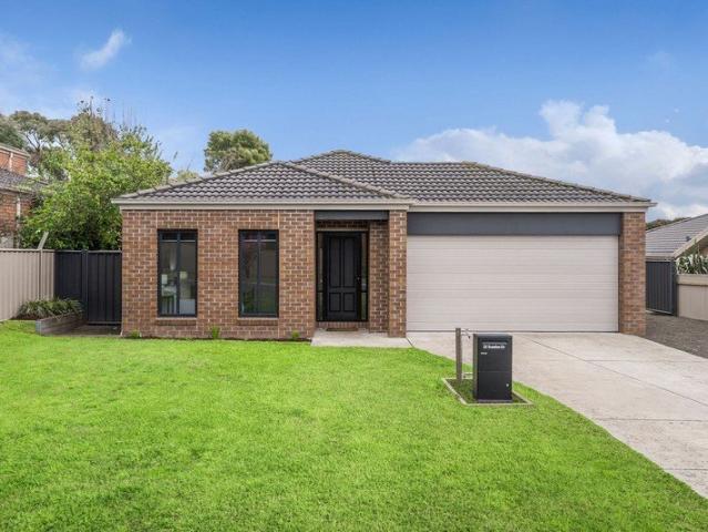 FAMILY HOME IN A FAMILY FRIENDLY LOCATION