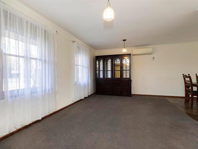 FAMILY HOME IN A GREAT LOCATION!