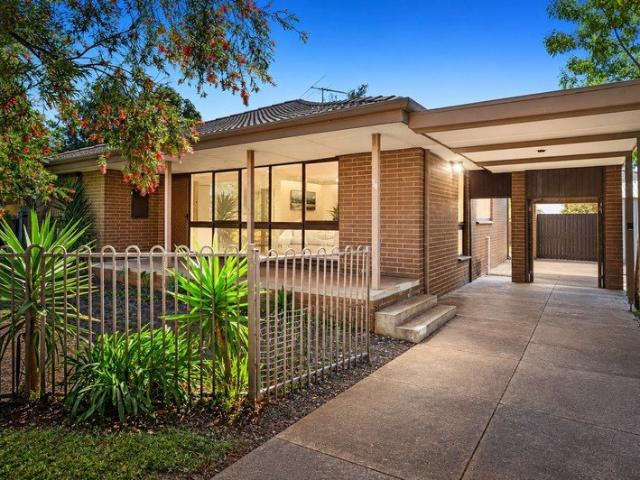 Family home in a great location!
