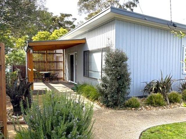 Family Home in a Peaceful Cowes Location