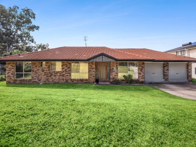 Family Home in a Prime Molendinar Location