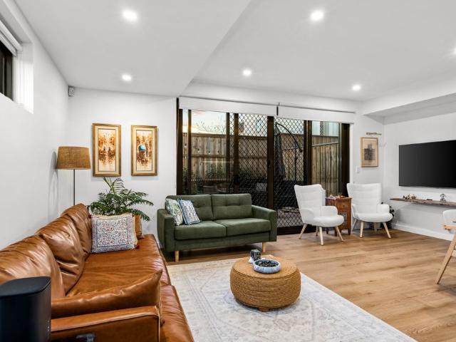 Family Home in a Prime Convenient Location!