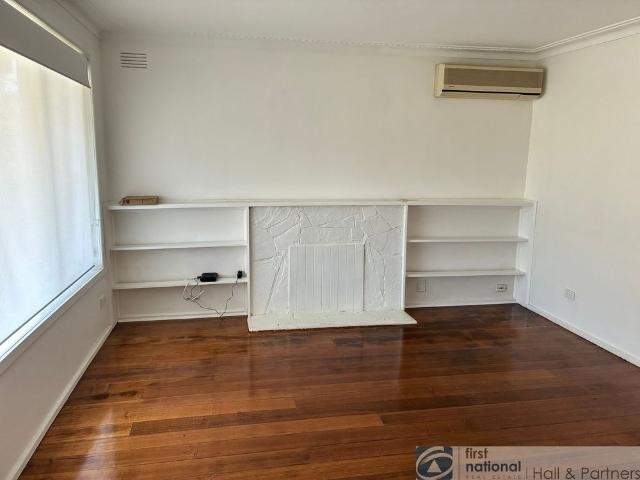 Family Home in a Prime location with gardening included
