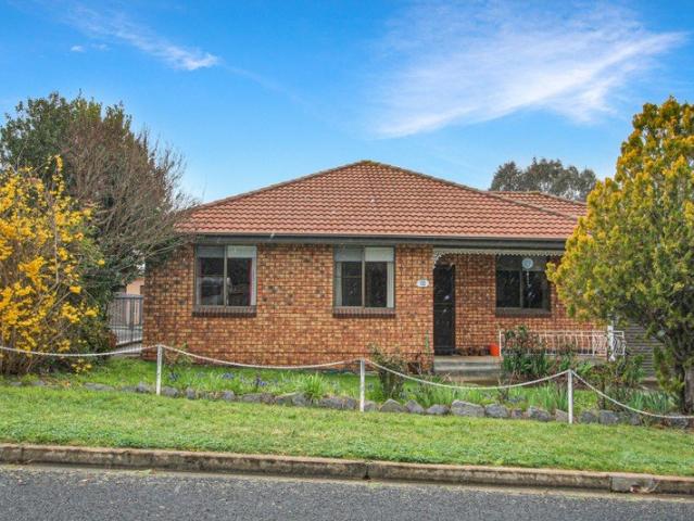 Family Home in a Quiet Berridale Street