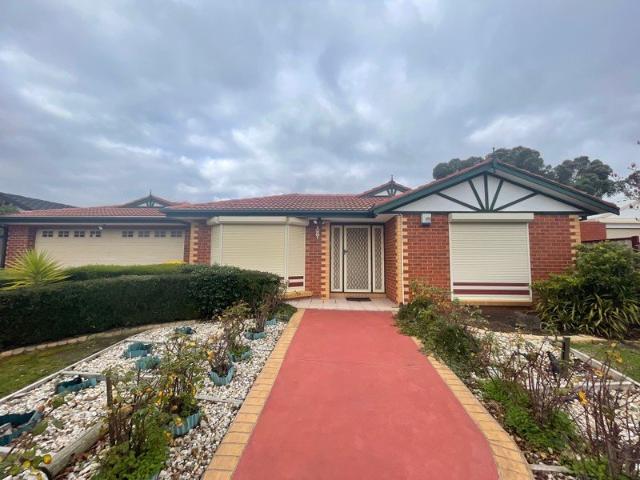 Family Home In a Quiet Court!