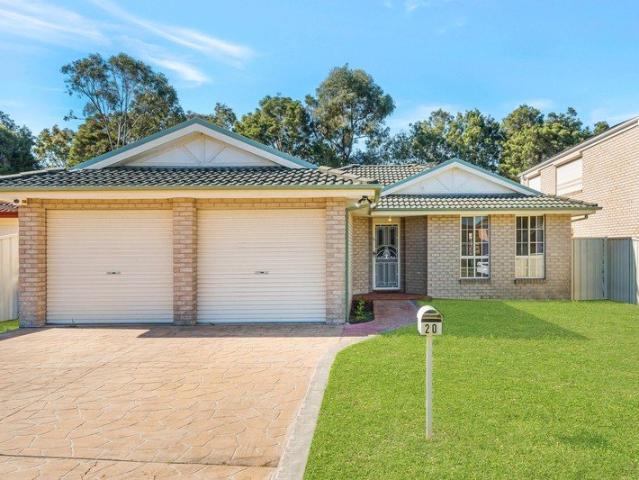 Family Home in a Sought After Cecil Hills Location