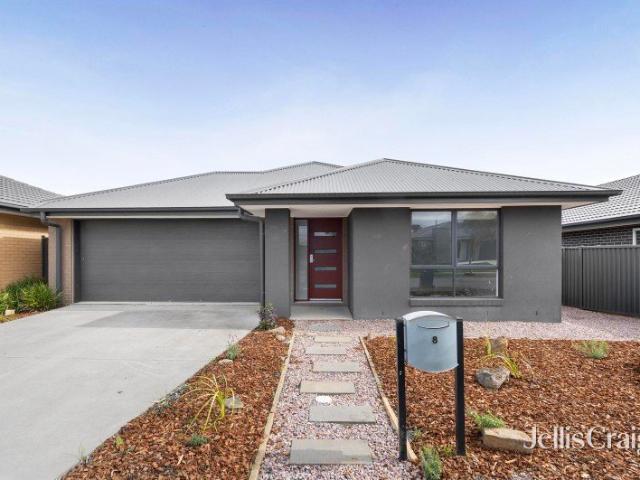 Family Home in always popular Lucas