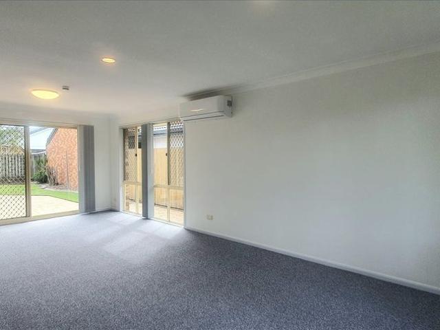 FAMILY HOME IN BURLEIGH WATERS