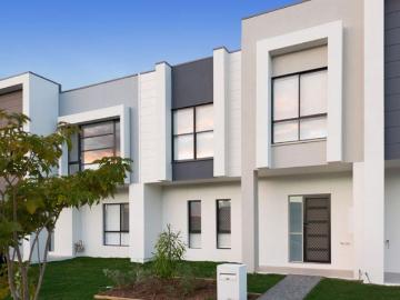 FAMILY HOME IN CAPESTONE
