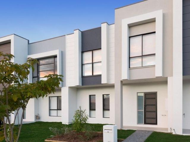 FAMILY HOME IN CAPESTONE