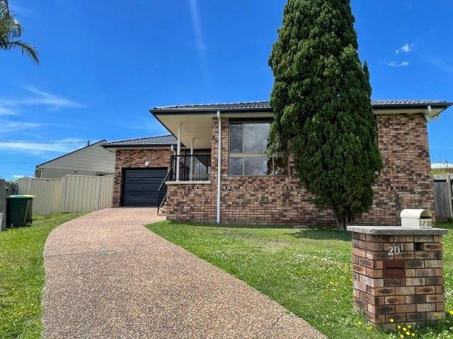 Family Home In Central Location