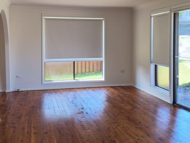 Family Home in Convenient Killarney Vale Location