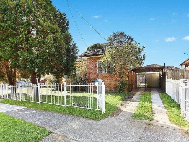Family home in convenient pocket
