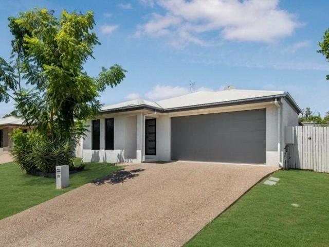 Family Home In Cosgrove!