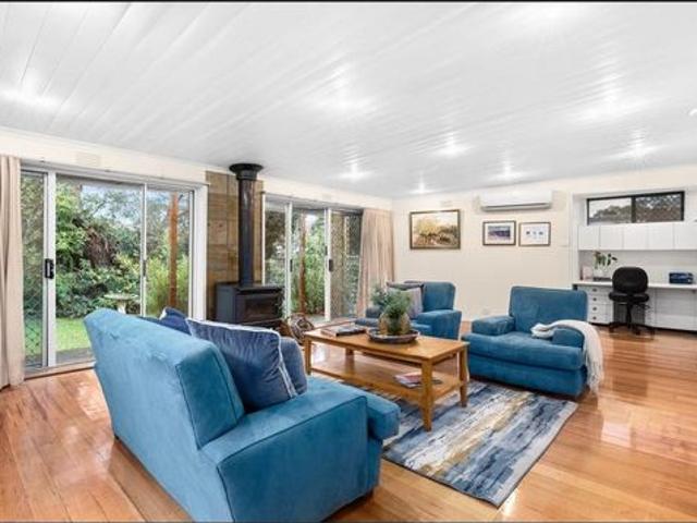 Family Home In Court Location