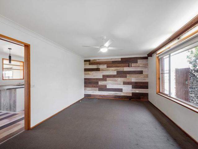 Family Home In Clifton