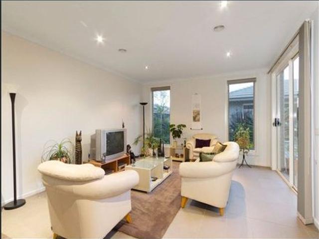 Family Home in Cranbourne North!