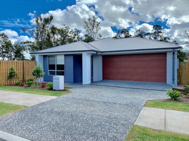 Family Home In Cul de sac Location!