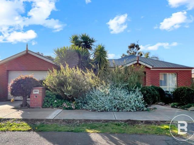 FAMILY HOME IN EAGLEHAWK