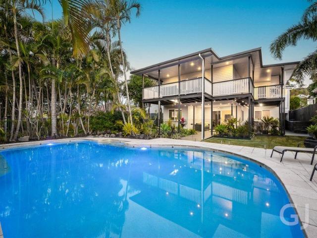 Family Home in Elevated North Facing Golden Triangle of Windsor