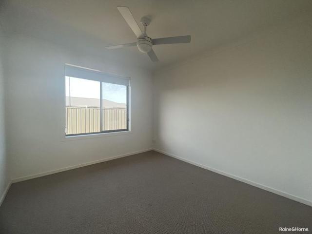 Family Home in enclosed Yard