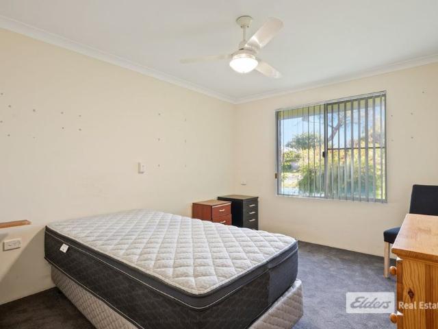 FAMILY HOME IN GEOGRAPHE
