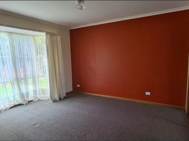 Family home in great location!