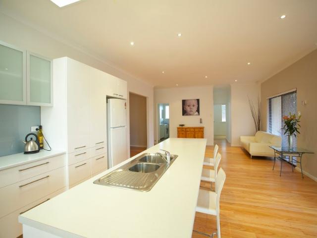 FAMILY HOME IN GREAT LOCATION