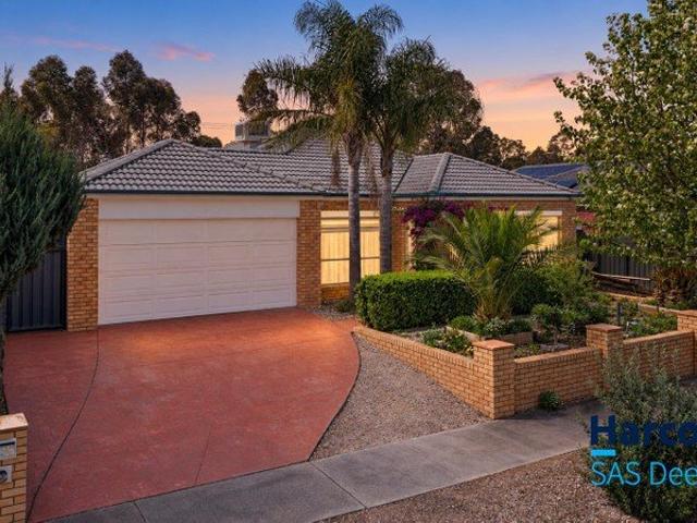 Family home in great location!