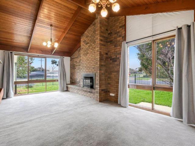 FAMILY HOME IN GREAT LOCATION
