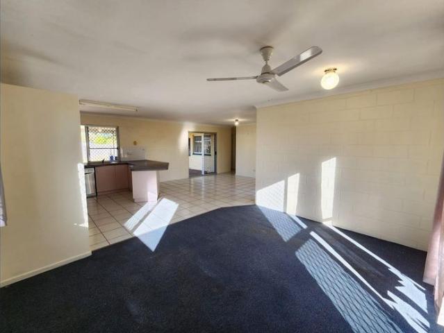 Family Home in Kirwan