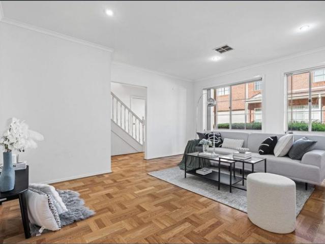 Family Home in Mckinnon School Zone