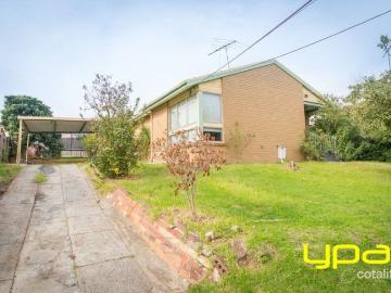 Family Home in Meadow Heights