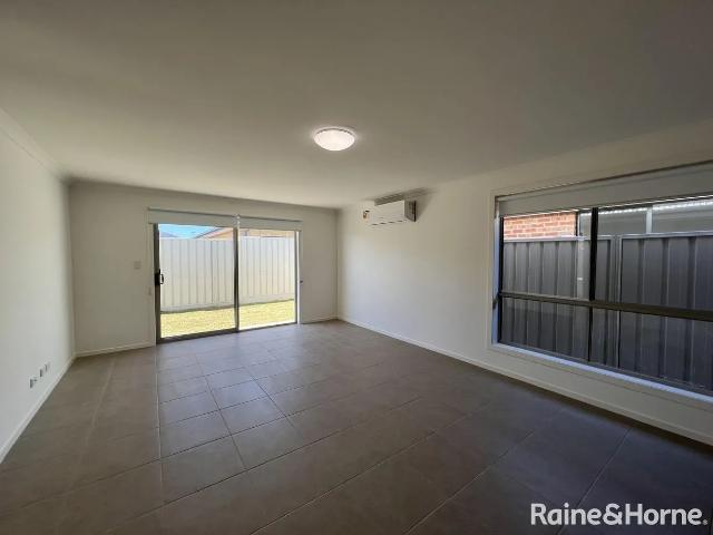 Family Home in Munno Para West