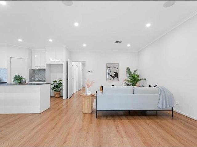 Family Home in Munno Para West
