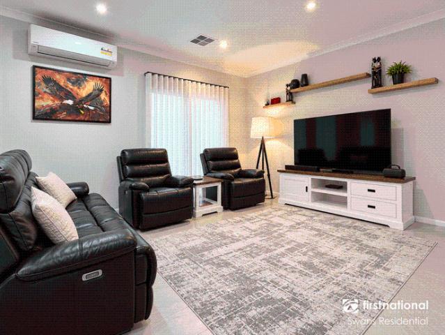 Family Home in One of Aveley's Best Pockets Presented by Sarah Kaur!