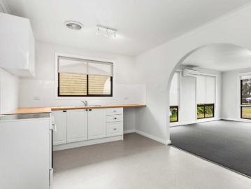 Family Home in Peaceful Beauty Point