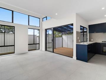 FAMILY HOME IN PEACEFUL COMPLEX