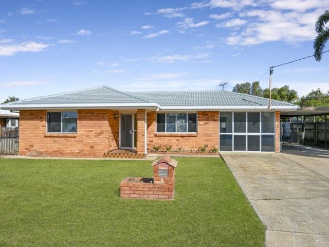 Family Home in Popular Mount Louisa Location