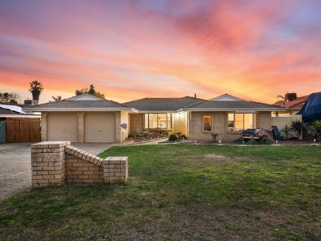 Family home in Port Kennedy