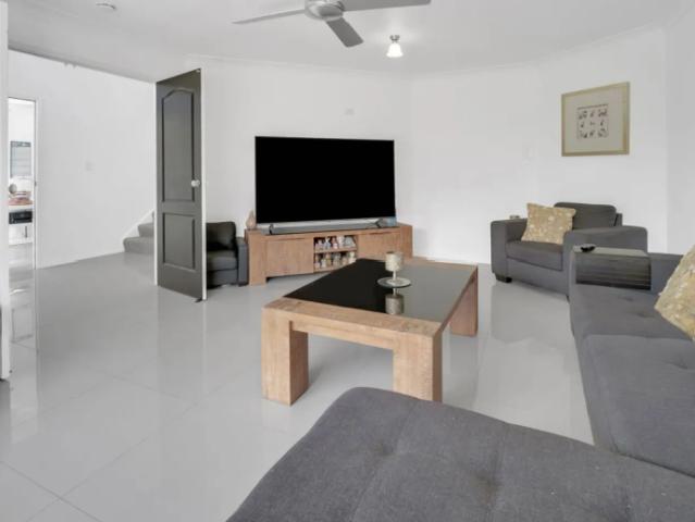 Family Home in Prime Arundel Location