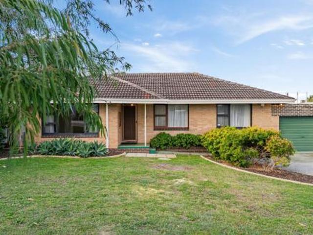 Family Home in Prime Dianella