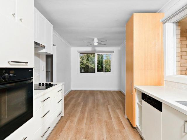 Family Home in Prime Karingal Location