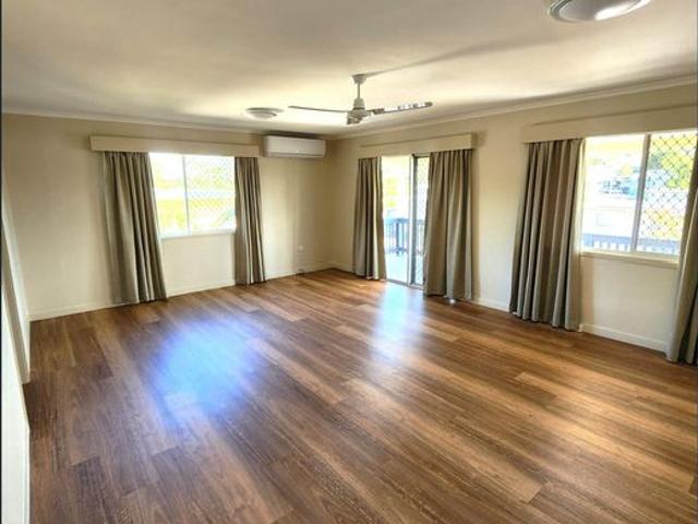 Family Home in Prime Location!