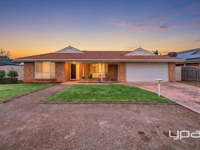 FAMILY HOME IN PRIME LOCATION
