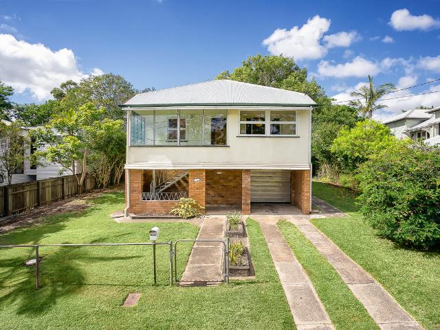 FAMILY HOME IN PRIME LOCATION, $700.00 p/w Havig & Jackson Real Estate