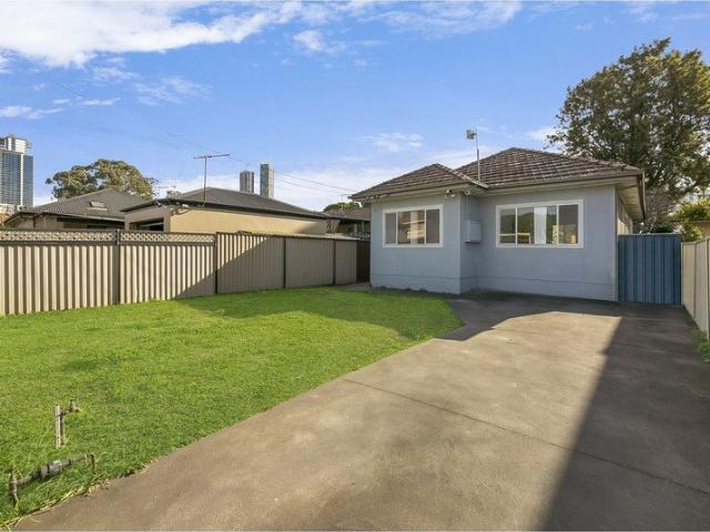 Family Home in Prime Location