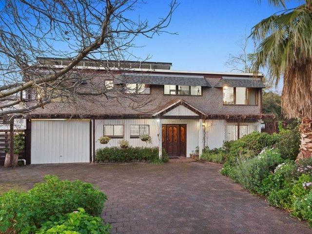 Family Home in Prime Location