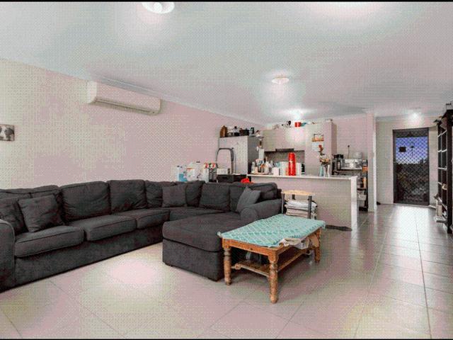 Family Home in Quite Cul De Sac!